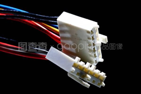 连接线 无形的纽带，世界的桥梁